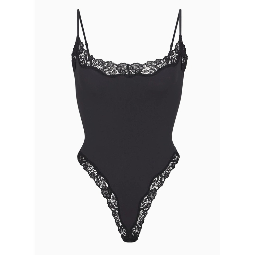 Skims Fits Everybody Lace Cami Bodysuit Onyx Black BD-THG-9112 Medium
